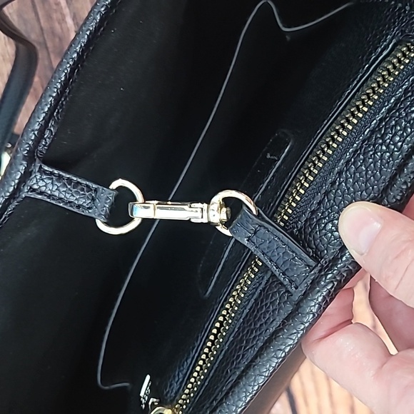 Steve Madden Tote Bag - Picture 14 of 15